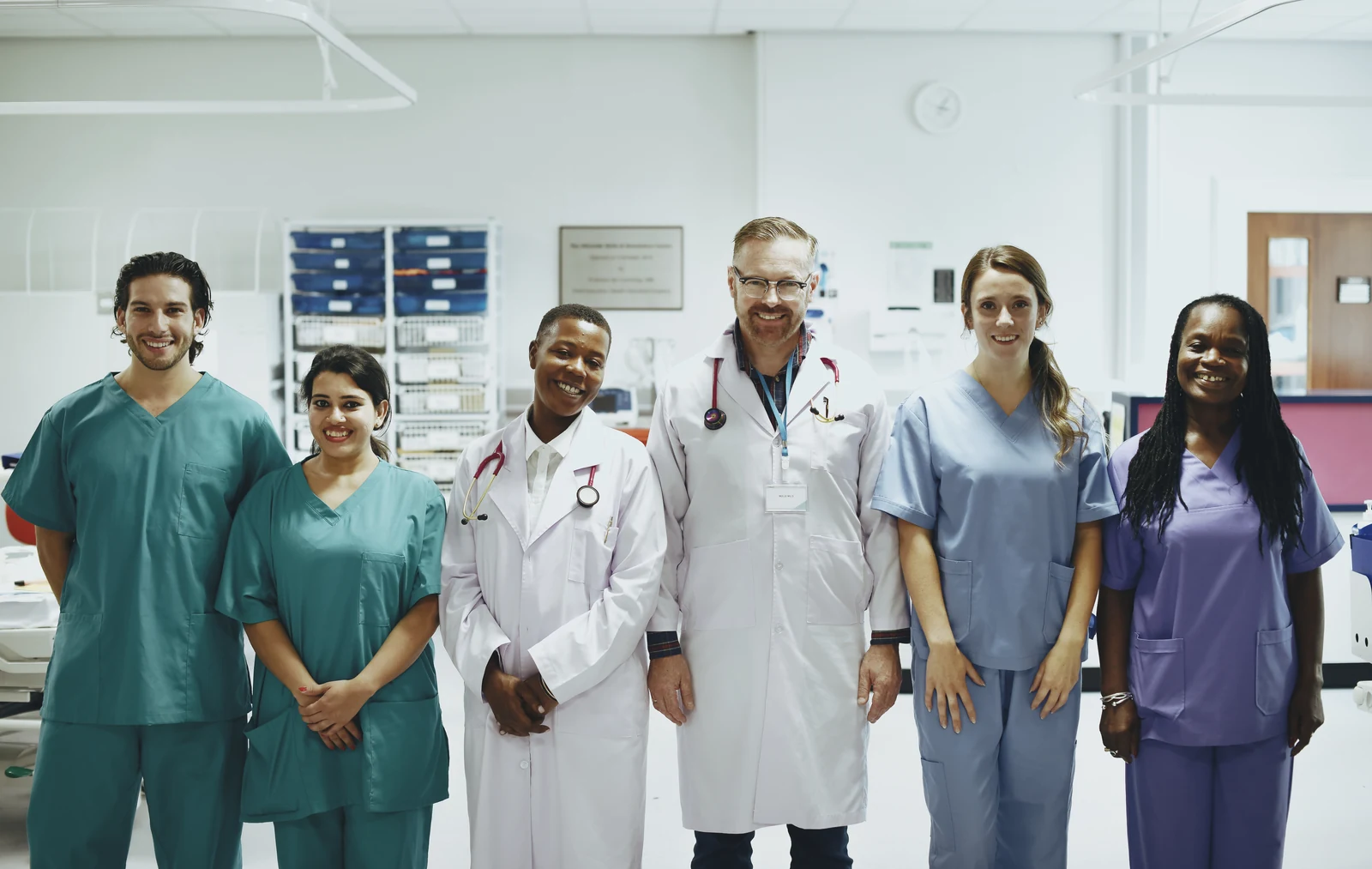 Equipe médica multidisciplinar do Hospital Unimed Sudoeste Paulista